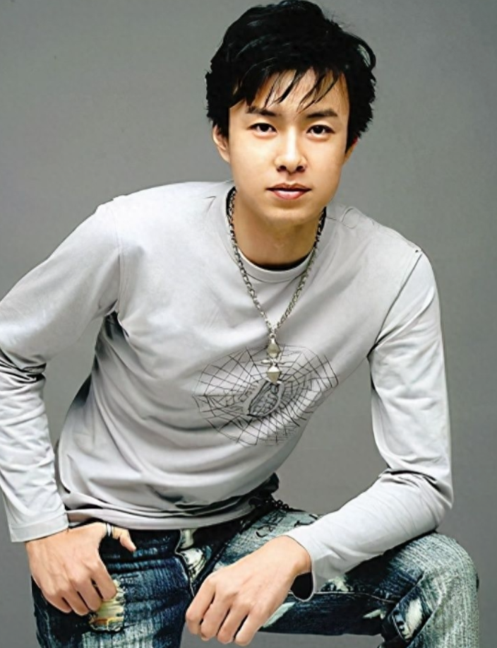 回顾演员朱铁陪母亲战胜乳腺癌平凡教师妻子被他宠成公主