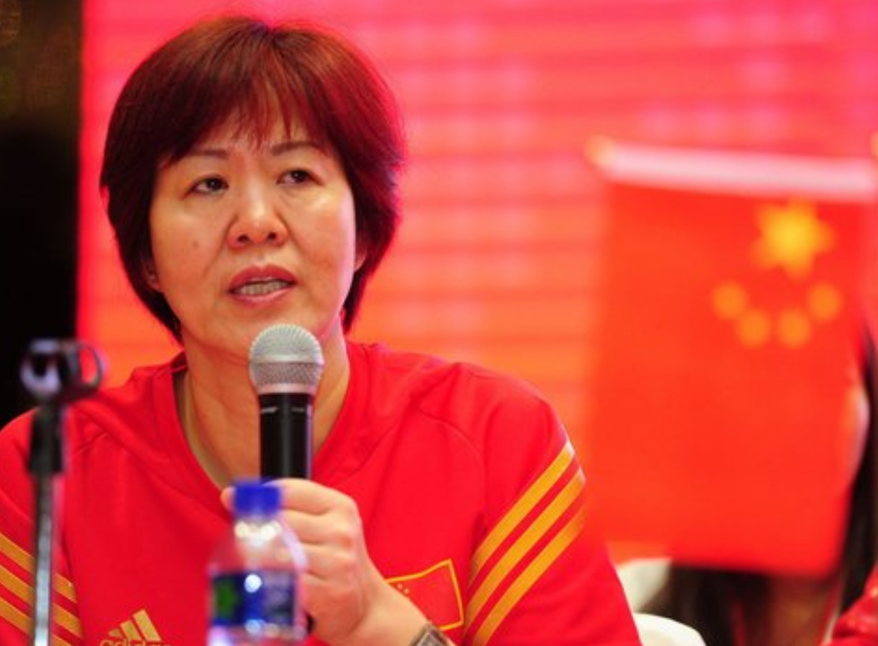 回顾女排名将杨珺菁奥运会有心痛和遗憾错失了冠军却收获了爱情