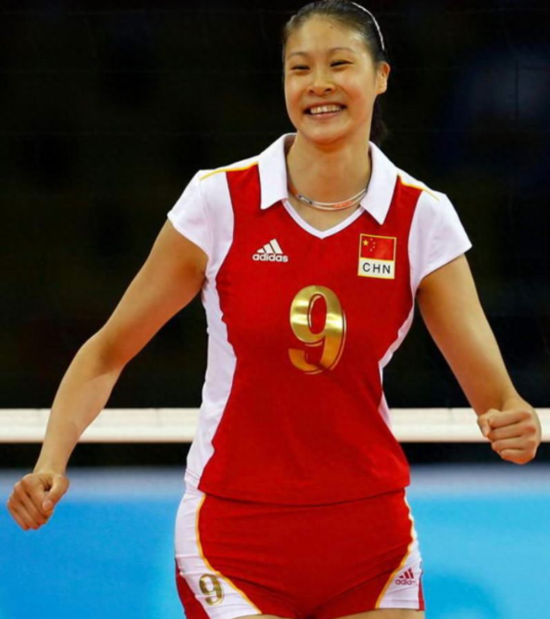 对赵蕊蕊影响很大的还有一部七十年代末拍摄的日剧《排球女将》