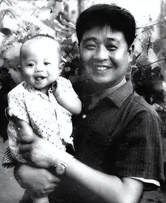 回顾于波丈夫马季离世16年一人坚守故居儿子马东让她安心