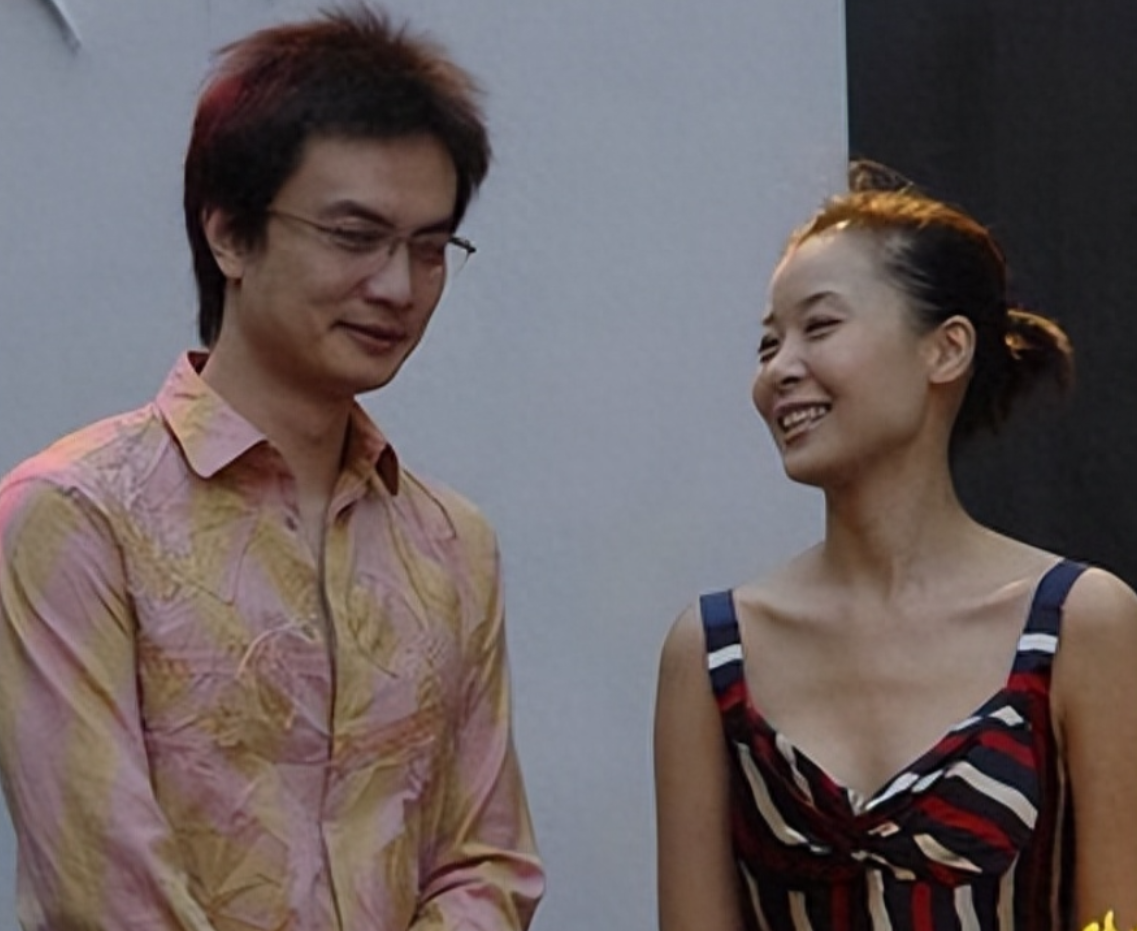 回顾柯蓝开国上将孙女捧红李亚鹏惨遭背叛至今51岁孑然一身