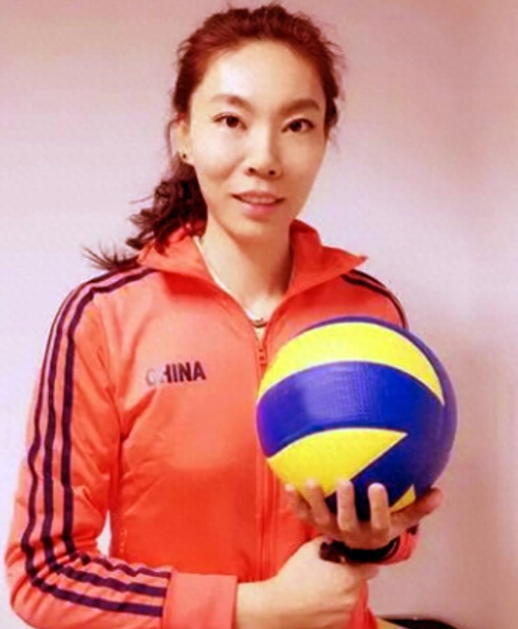 回顾名将张萍从替补席走出来的奥运冠军婚恋成她与父母的纠结