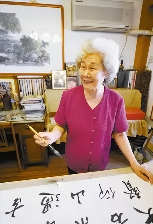 回顾歌唱家于淑珍养育两个子女87岁还住养老院原因让人感动