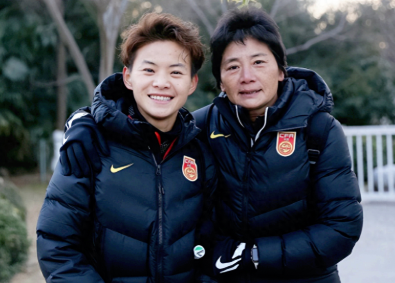 回顾中国女足王霜5岁时被抛弃17岁母亲离世辉煌背后是心酸