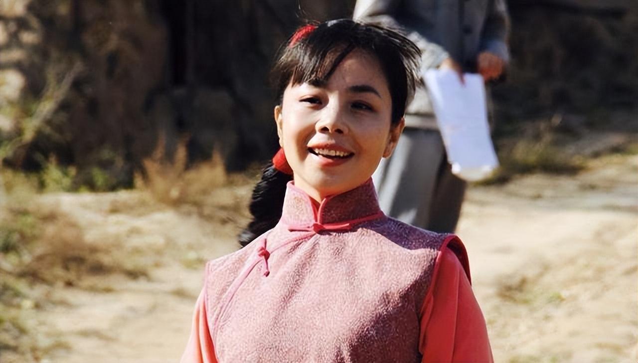 回顾王二妮放弃百万年薪下嫁农村婚后被婆婆当亲女儿疼爱