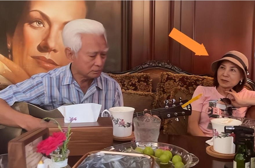 作为"三大武花"之一,张希玲是一名长相出众的武打演员.