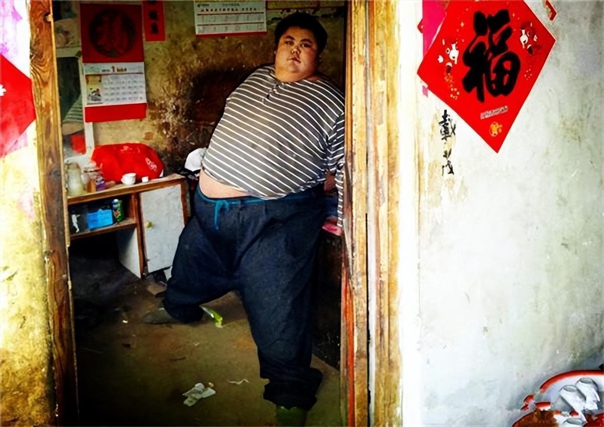 于是他们向徐周磊的父母建议去广州医院做一个深入检查,查出病因后