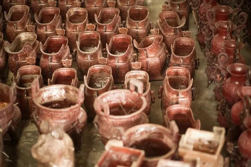 回顾村民带全村造假2020年产值高达16亿警察不违法