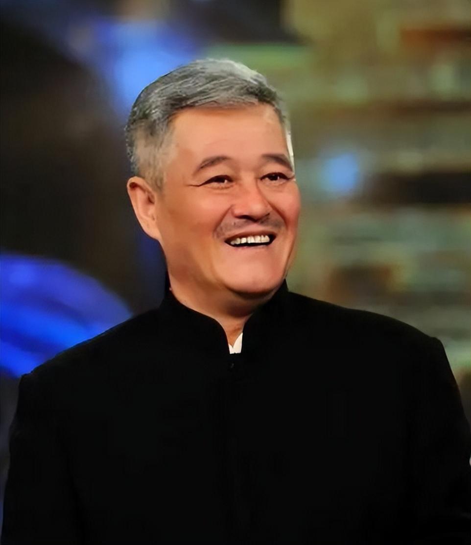 回顾赵本山都已经隐退这么久为何还会受到后辈如此尊重呢