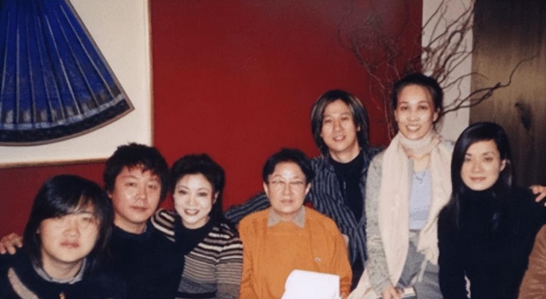 回顾作曲家谷建芬我一生清贫创作歌曲无数对丈夫和女儿有愧疚