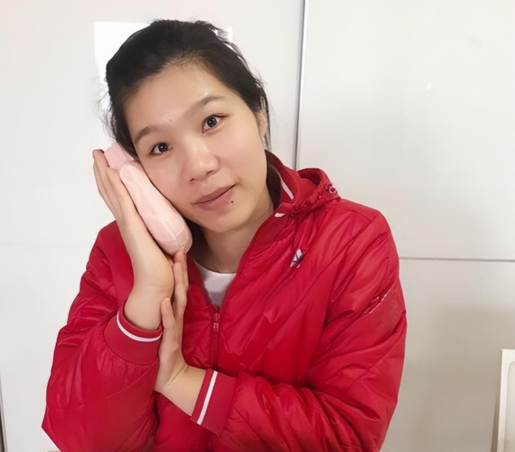 回顾名将徐云丽从替补席走出的奥运冠军36岁仍单身成父母心病