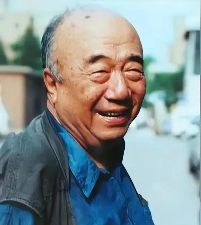 知名演员李丁去世11年后儿子早逝与妻子相伴57年的爱让人泪目