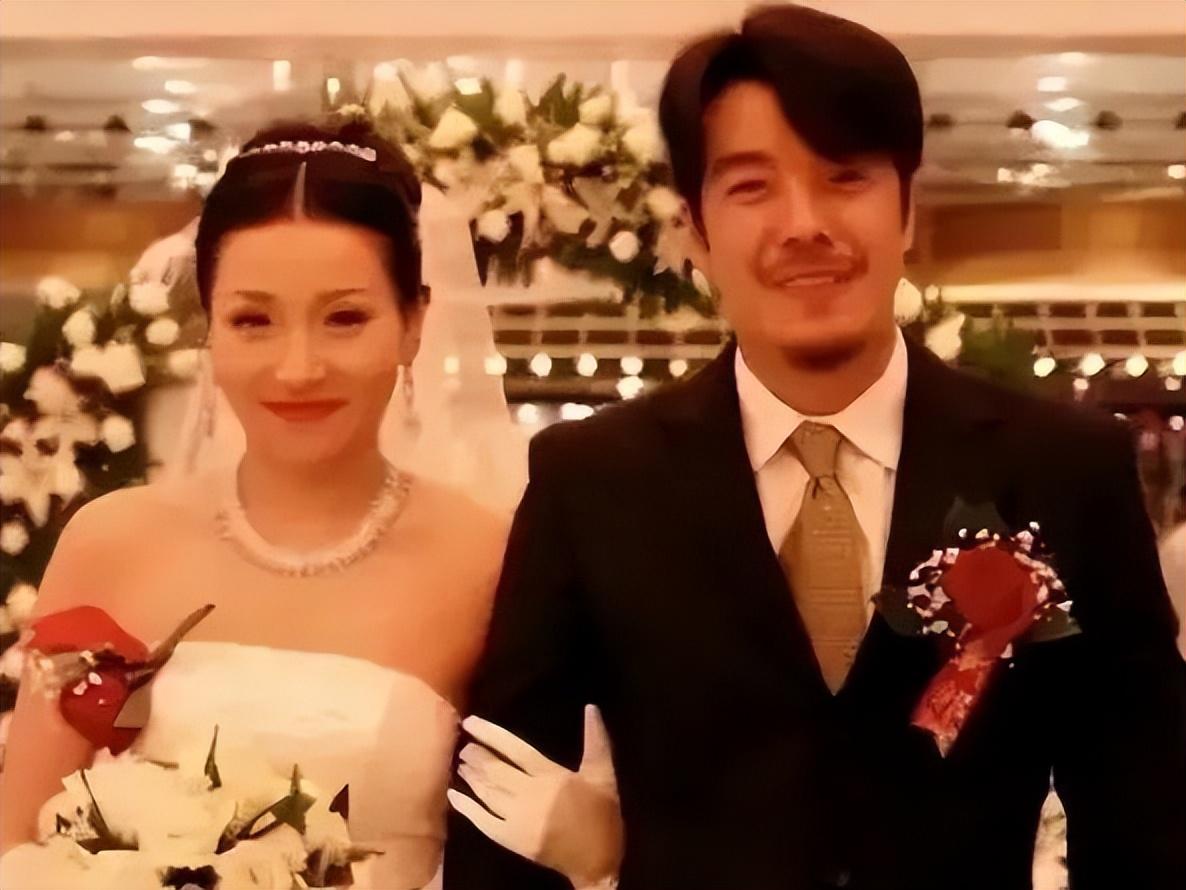 考上上海戏剧学院之后,海一天和廖凡成为了同学,从他