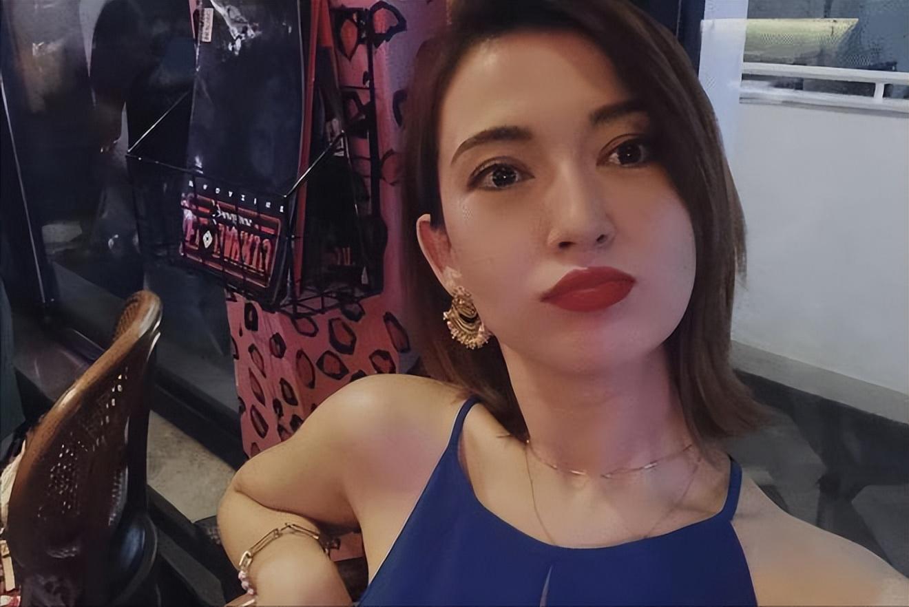 回顾尼格买提与帕夏古丽闪婚结婚10年无子风光背后是辛酸