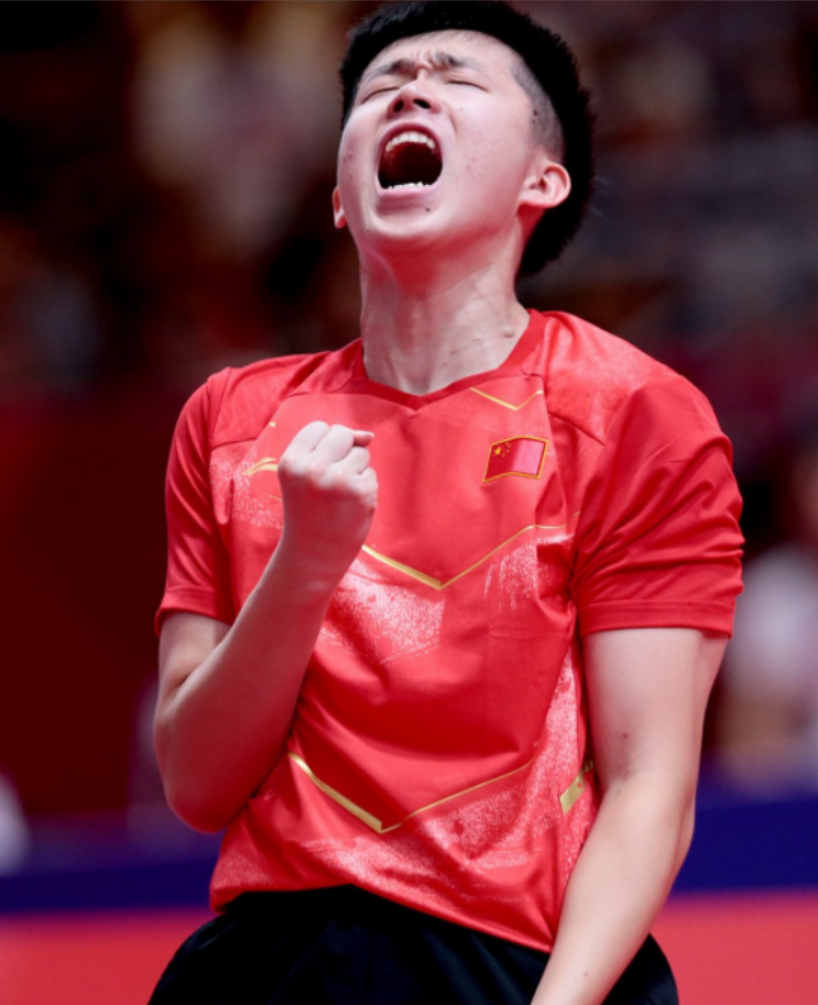 回顾乒坛小将王楚钦:杭州亚运会勇夺4金,成名路上坎坷多