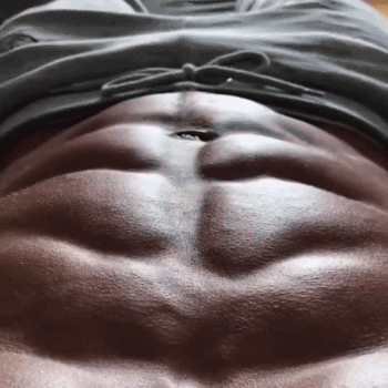 凌晨4点开练,一周狂练6天!巨石强森惨遭吐槽:没有腹肌!