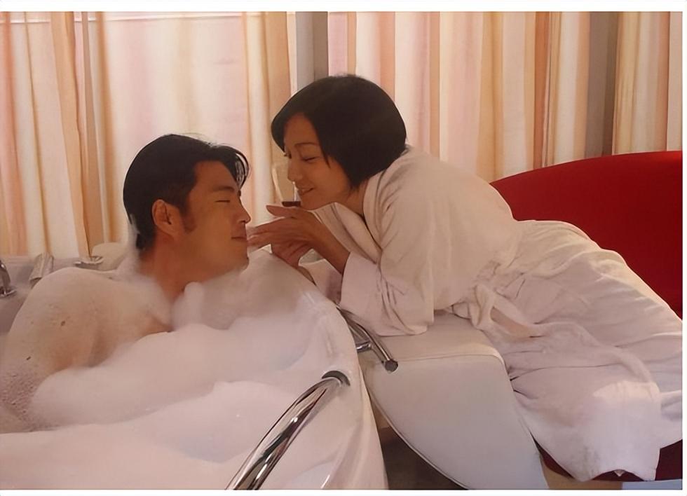 回顾美貌不输蒋勤勤如今的她状态绝了