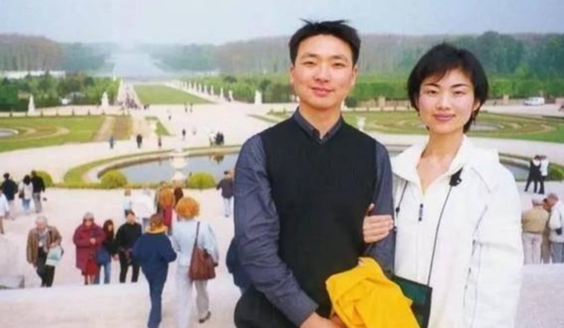 回顾康辉与妻子坚持丁克25年恩爱有加为何在48岁时直言后悔了