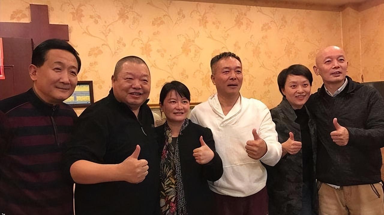 回顾臧天朔的悲哀生前向母亲忏悔死后妻子将80岁老母告上法庭