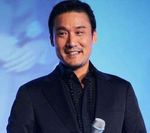 回顾梁家辉:风光背后是对妻女的愧疚,支持14岁女儿恋爱不怕吃亏