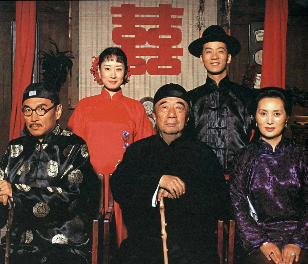 2006年,李丁80岁,他仍然站在"前线",拍摄了电视剧《老人的故事》和