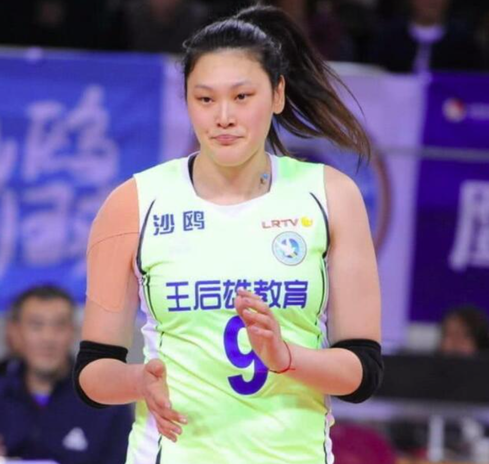 回顾名将王一梅巅峰时暴打日本后遭郎平弃用如今35岁怎样了