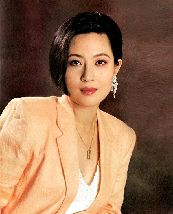 回顾山东好男人孙淳照顾病妻38年至今无儿女晚年与狗作伴