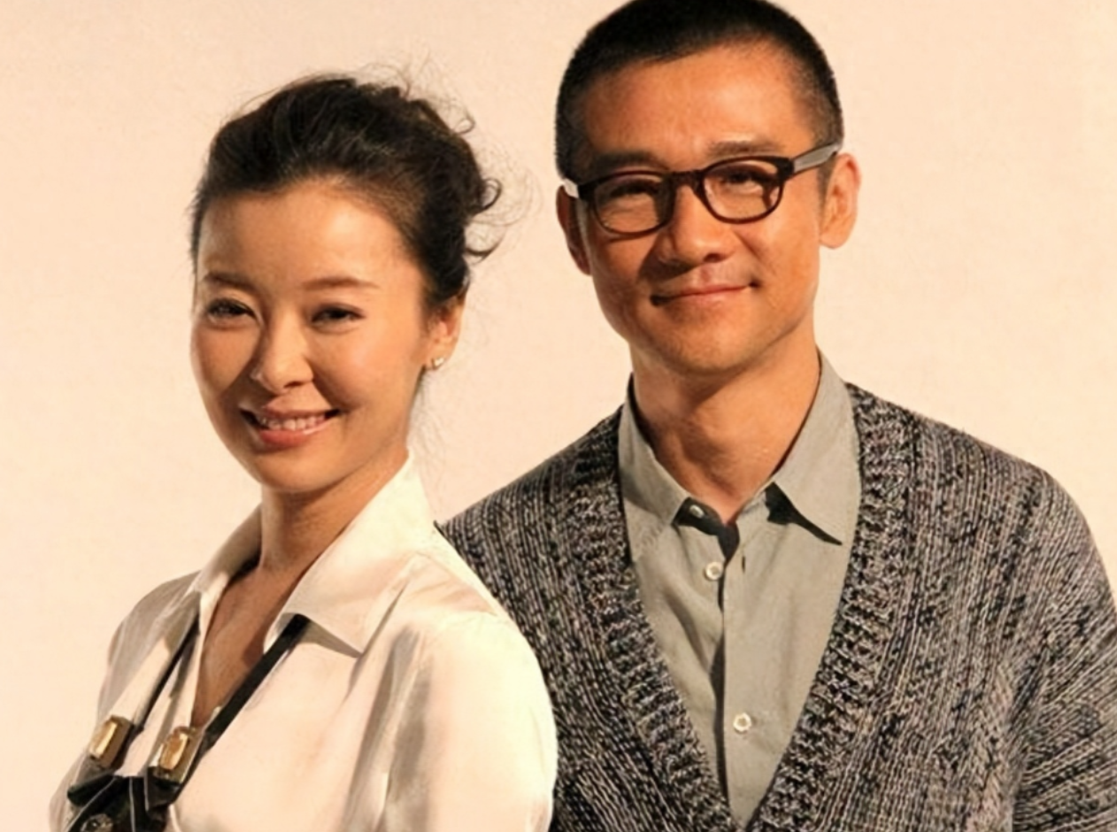 回顾柯蓝开国上将孙女捧红李亚鹏惨遭背叛至今51岁孑然一身