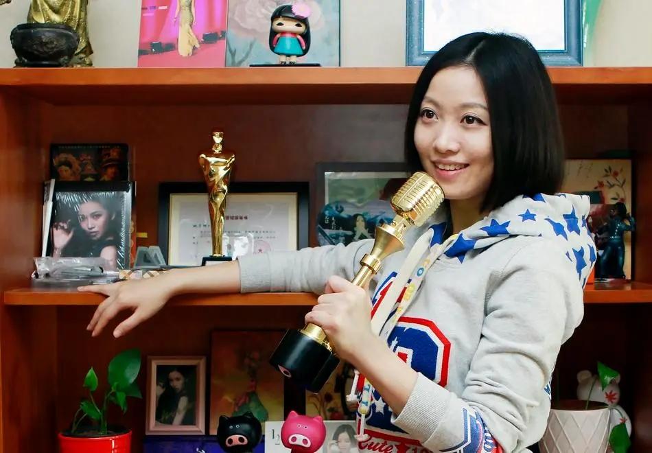 回顾姚贝娜33岁去世捐献了眼角膜生前为何拒绝再做化疗