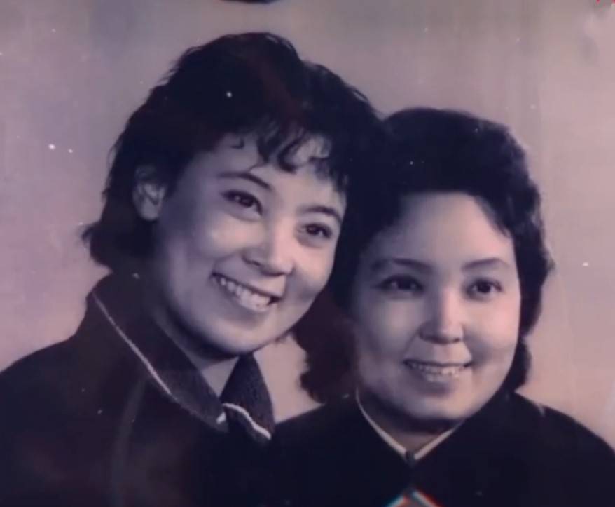 回顾方青卓结婚半年离婚二婚也想离的她被儿子一句话戳痛内心