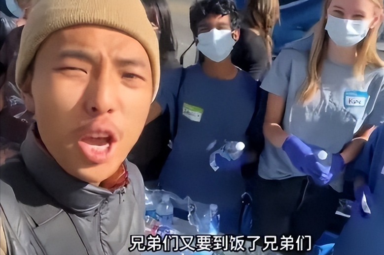 回顾金牌讲师直播要饭月入20万凭一己之力登上美国报纸