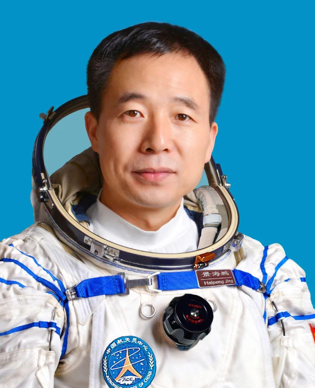 回顾景海鹏四次上太空创造历史妻子张萍曾给他写过太空情书