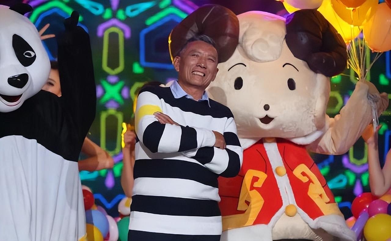 回顾贾玲父亲贾文田始终走不出丧妻之痛我对不起的是女儿贾丹