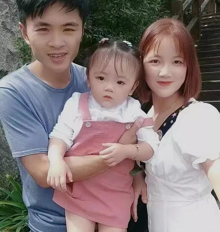 回顾:小伙带6个月女儿送外卖,走红后登上央视,如今怎样?