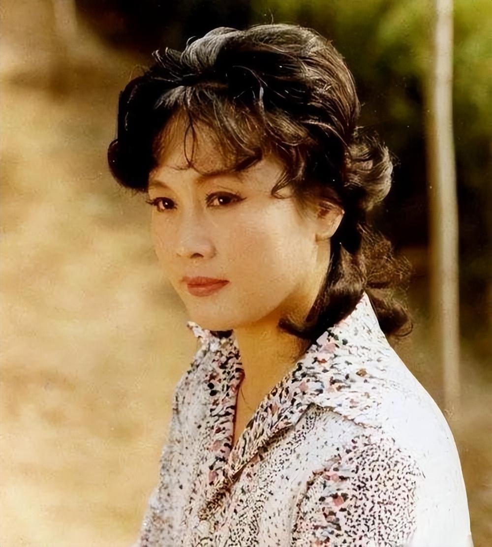 回顾歌唱家于淑珍养育两个子女87岁还住养老院原因让人感动