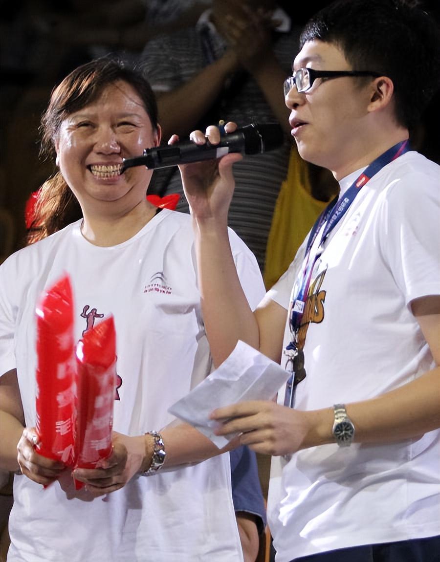 回顾韩爱萍13次夺得世界冠军为回国执教放弃国外高薪57岁病逝