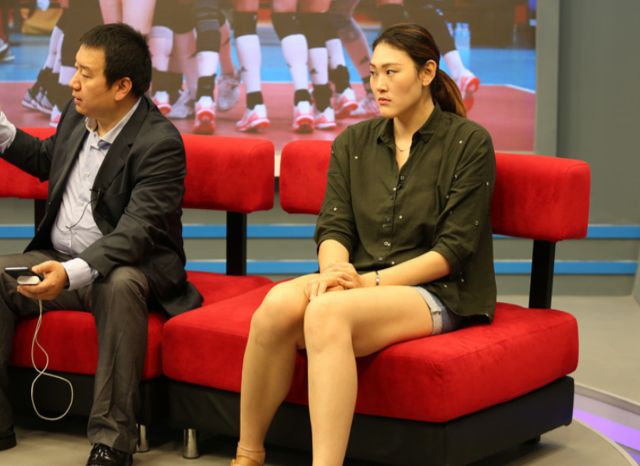 回顾名将王一梅巅峰时暴打日本后遭郎平弃用如今35岁怎样了