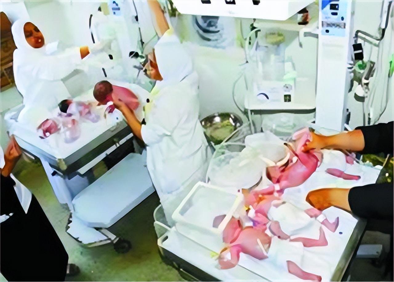 2014年产妇冒死生下6胞胎丈夫得知胎儿性别后无法淡定