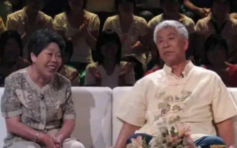 回顾张洪杰一生被家庭拖累妻子瘫痪儿女啃老77岁仍不敢休息