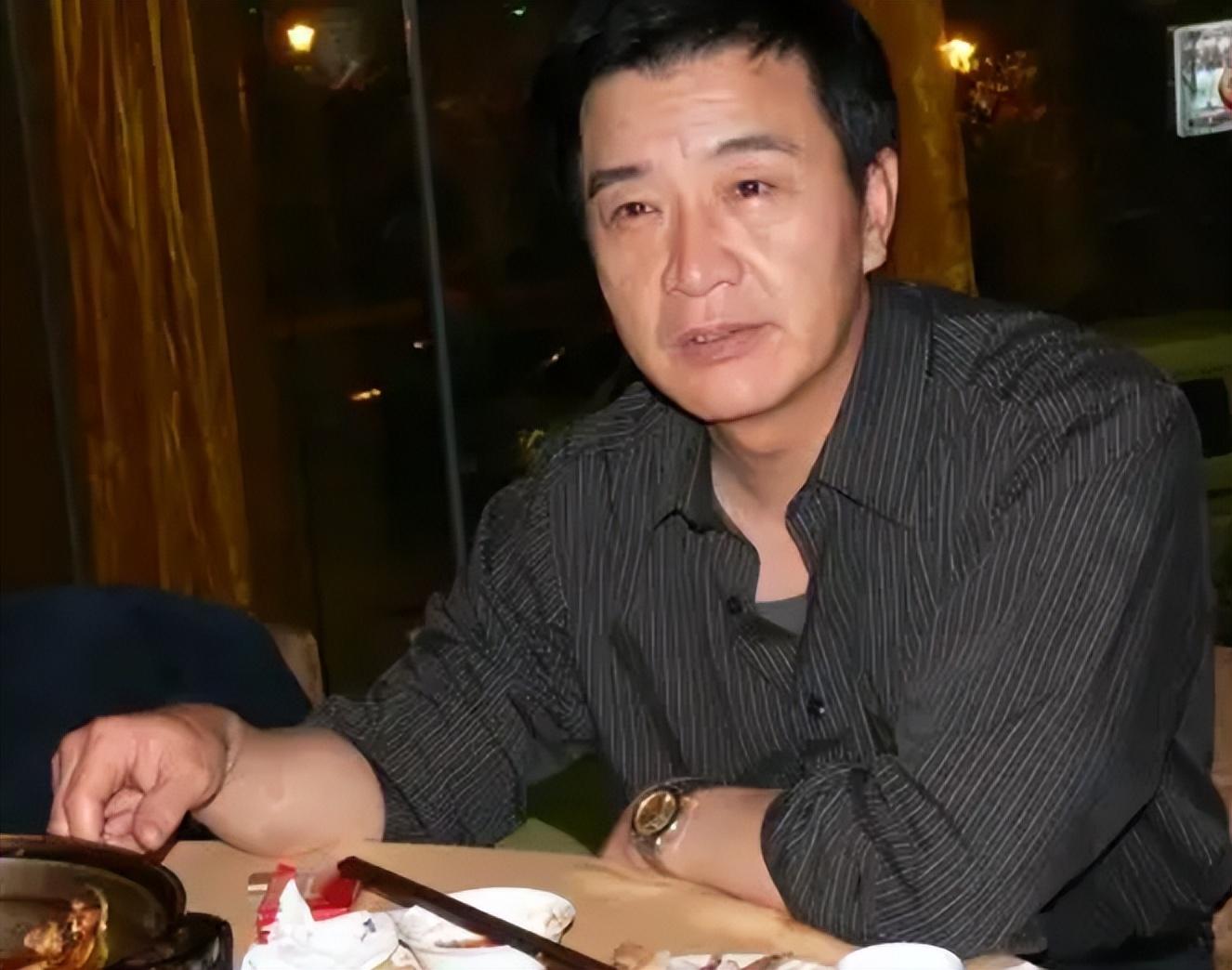 回顾周里京妻子意外离世是我一生之痛余生不会辜负小10岁的张巍