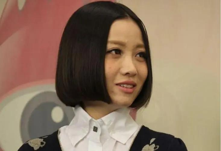 回顾姚贝娜33岁去世捐献了眼角膜生前为何拒绝再做化疗