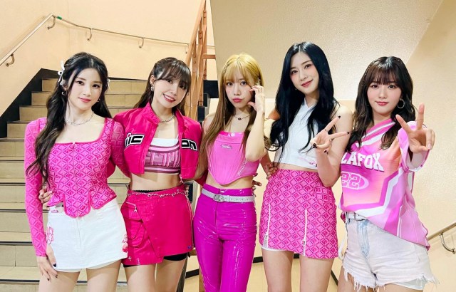 apink 官方fbapink 身为二代代表女团之一,虽然中间经历过几次成员