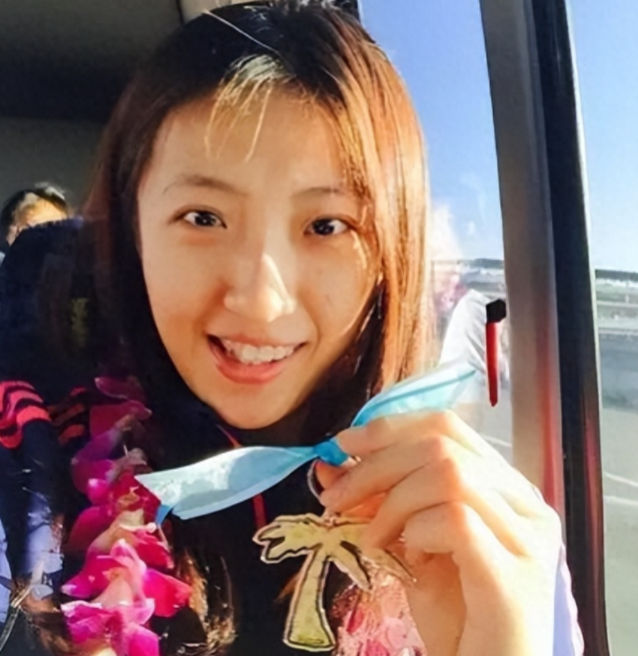 回顾女排名将丁霞从河北走出来的奥运冠军如今婚事是母亲的牵挂