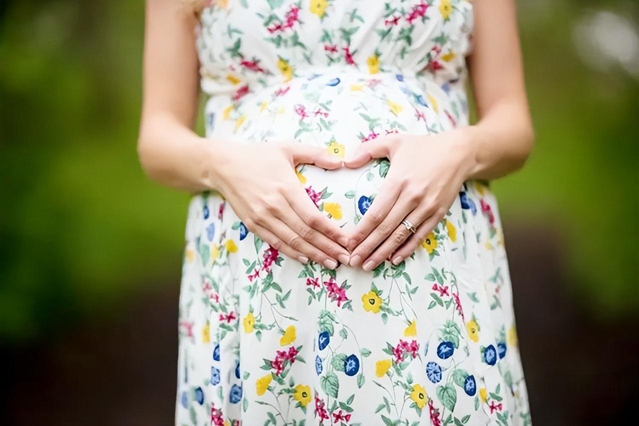 2014年产妇冒死生下6胞胎丈夫得知胎儿性别后无法淡定