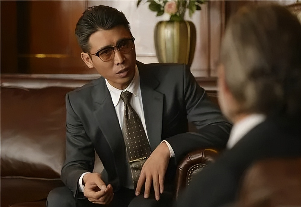 回顾演员李乃文与颜丙燕意难平49岁婚姻成谜如今怎样了