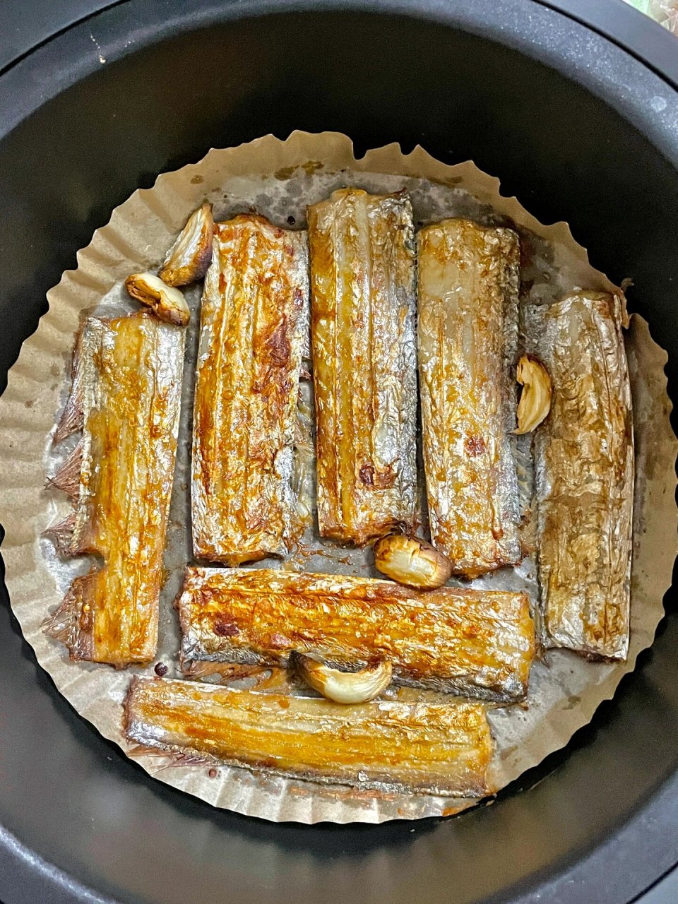 发现了一个空气炸锅的神仙用法——烤带鱼!