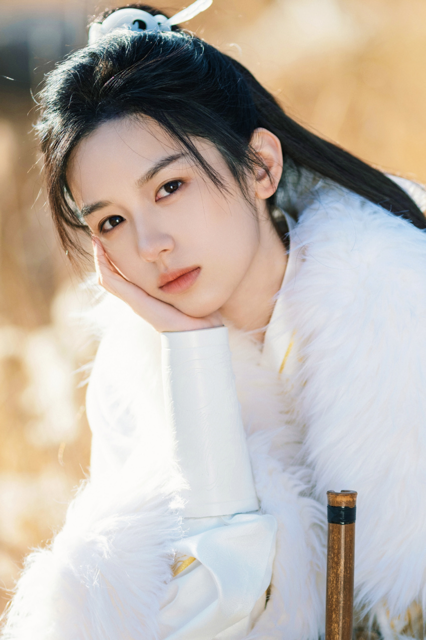 周也冬日唯美古风写真精选 #周也