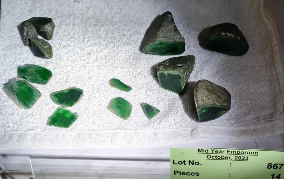 2023秋季缅甸公盘第2批原石成交数据及原石展出