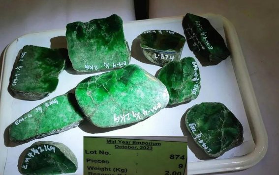 2023秋季缅甸公盘第2批原石成交数据及原石展出