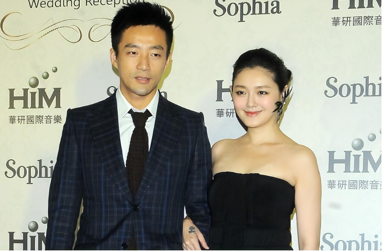 盘点汪小菲失败投资没有和大s的婚姻汪小菲兜里有几个钢镚